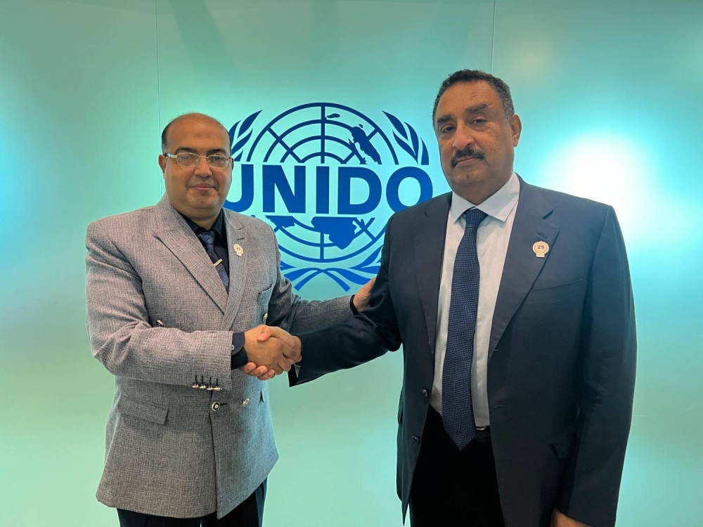 د. هاشم حسين لـ &laquo;الوطن&raquo;: 1.8 مليار دولار سابقة و32 مليوناً جديدة.. استثمارات &laquo;اليونيدو&raquo; تُعزز ريادة البحرين عالمياً