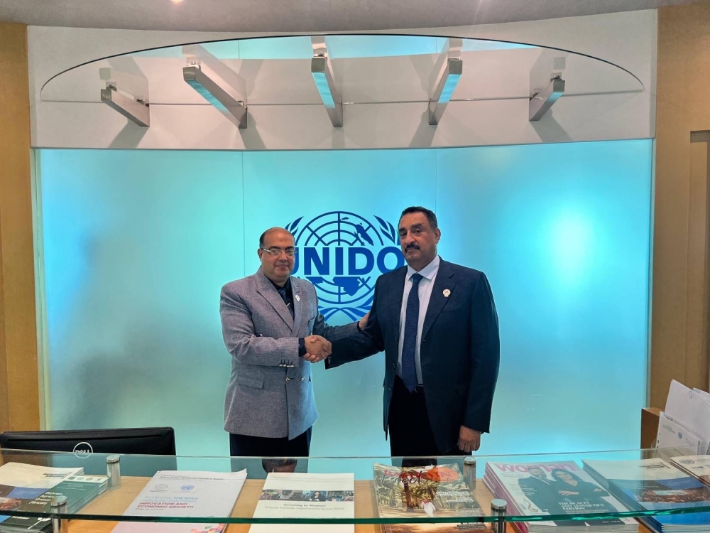 د. هاشم حسين لـ &laquo;الوطن&raquo;: 1.8 مليار دولار سابقة و32 مليوناً جديدة.. استثمارات &laquo;اليونيدو&raquo; تُعزز ريادة البحرين عالمياً