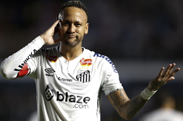 نيمار يستعيد بريقه ويُوجّه رسالة ضمنية إلى أنشيلوتي