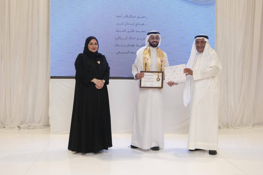 "الحكمة للمتقاعدين" تكرم 110 متفوقين من أبناء المتقاعدين