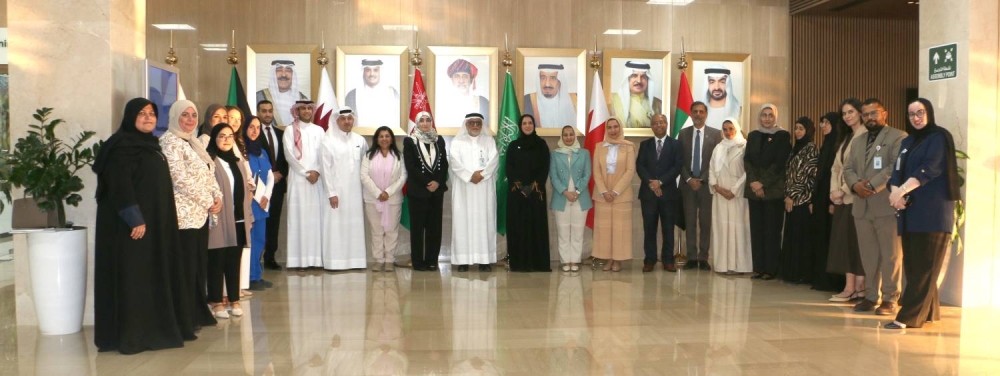 "الخليج العربي" تستضيف طاولة مستديرة لبحث تدريب الكوادر على مكافحة مقاومة المضادات الحيوية