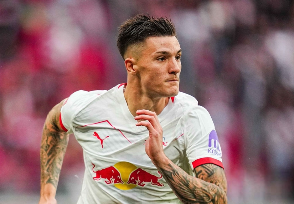 سيسكو يفضل مانشستر يونايتد على نيوكاسل رغم عرض أكبر