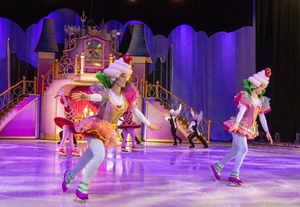 الاستعداد لانطلاق العرض العالمي &laquo;ديزني على الجليد&raquo; ضمن موسم صيف البحرين 2025