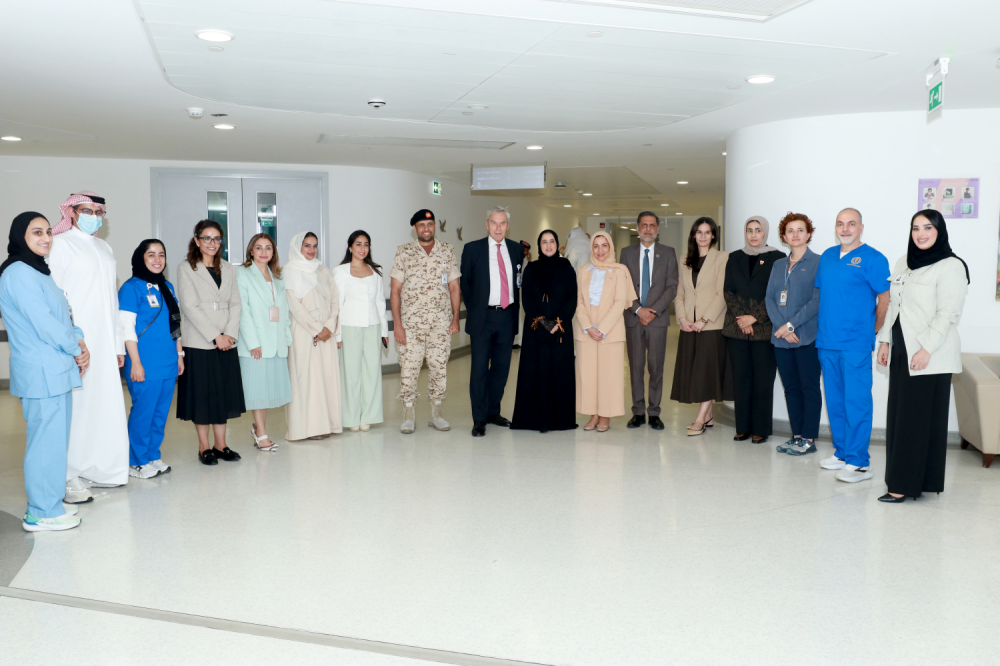 المديرة الإقليمية لمنظمة الصحة العالمية تستعرض مع قائد الخدمات الطبية الملكية آفاق التعاون وتتفقد مركز البحرين للأورام