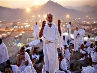 أفضل دعاء يوم الجمعة للميت.. أبواب رحمة تُفتح للراحلين