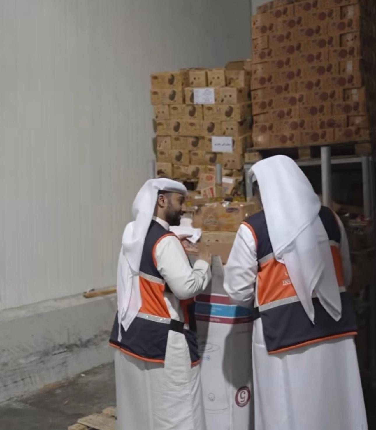 إتلاف أكثر من 14 ألف منتج غذائي مغشوش وفاسد