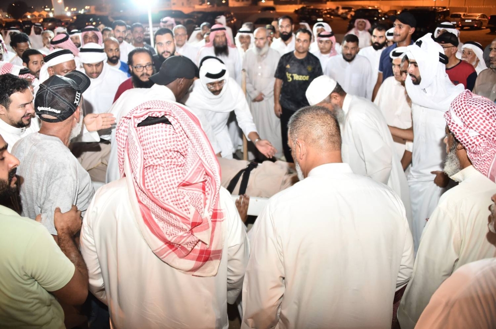 البحرين والمحرق تودعان إبنهما البار حمد شريدة