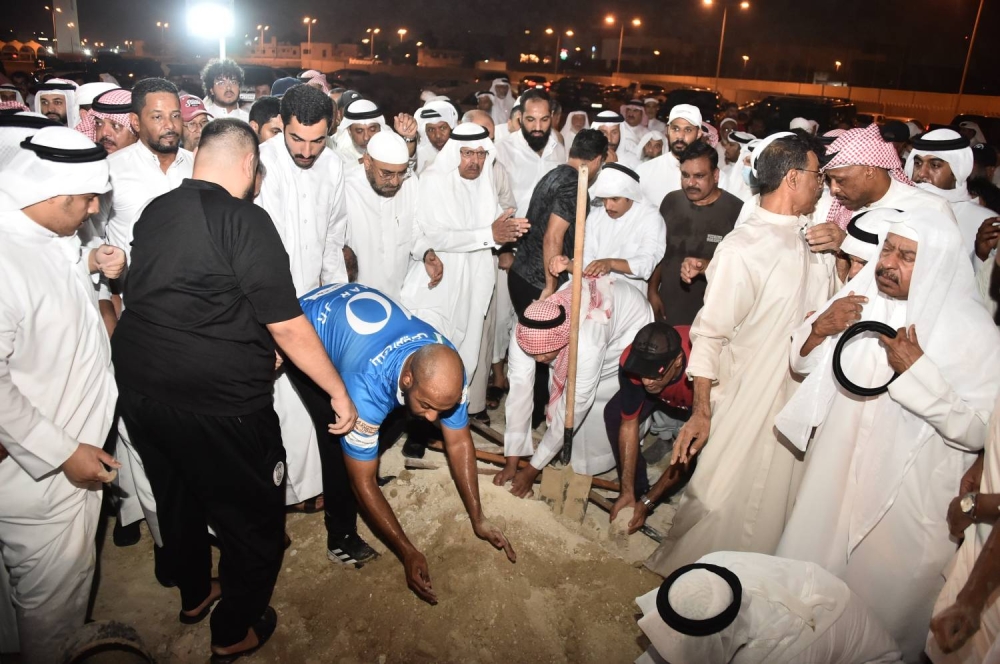 البحرين والمحرق تودعان إبنهما البار حمد شريدة