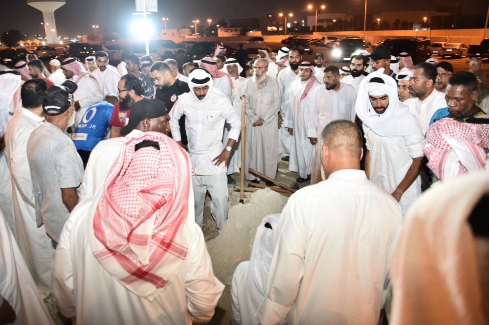 البحرين والمحرق تودعان إبنهما البار حمد شريدة