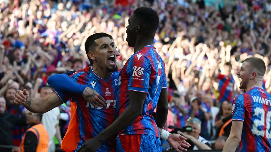 تشكيل كريستال بالاس الرسمي ضد ليفربول في كأس الدرع الخيرية.. ثلاثي هجومي