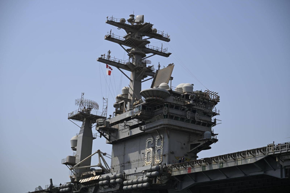 الأدميرال غولدهمر: الوجود الأمريكي في الخليج رسالة التزام وردع لضمان أمن واستقرار المنطقة