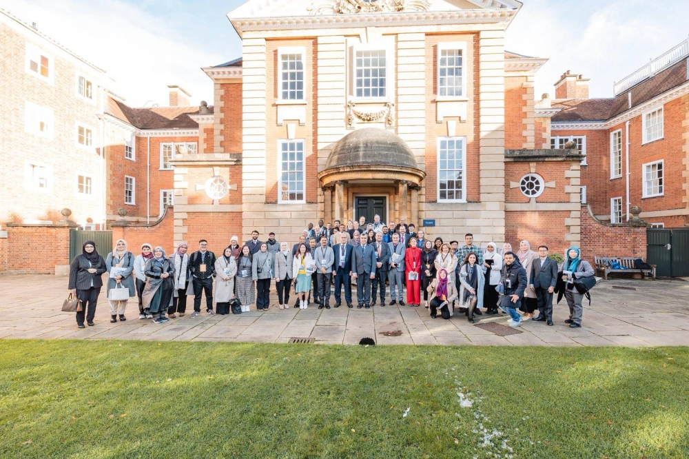 الكاتبة في "الوطن" مي عبدالعزيز تنشر دراسة علمية في مؤتمر أكسفورد بإنجلترا