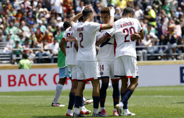 مواعيد مباريات اليوم والقنوات الناقلة.. باريس سان جيرمان يواجه توتنهام في السوبر الأوروبي