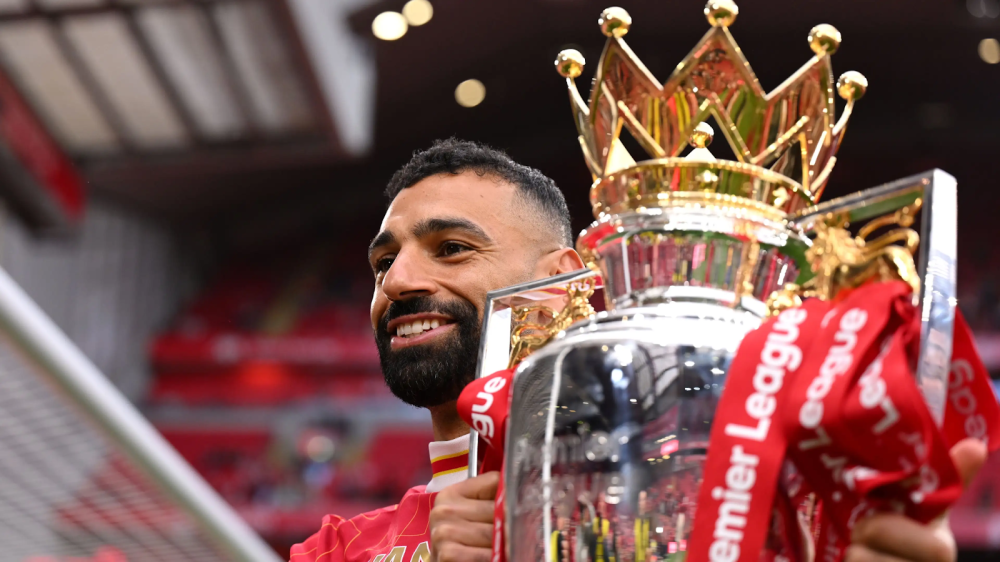 محمد صلاح يكشف كواليس لحظة التتويج التاريخية بالدوري الإنجليزي مع ليفربول