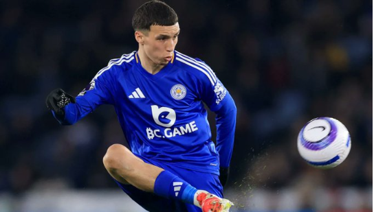 بلال الخنوس يقترب من الانتقال إلى ليدز يونايتد في الدوري الإنجليزي