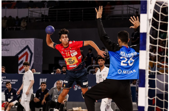 منتخب إسبانيا ينهي مشوار مصر في بطولة العالم للناشئين لكرة اليد