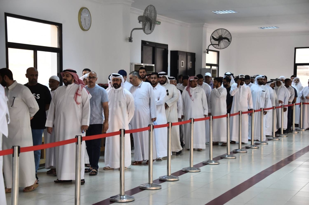 البحرين تودع الرئيس التنفيذي السابق لـ&laquo;الوطن&raquo; إبراهيم الحسيني