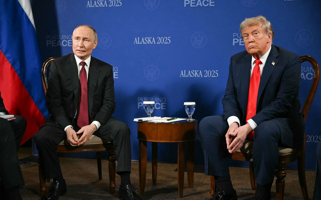 الرئيس الأمريكي ترامب يلتقي الرئيس الروسي بوتين لمناقشة الحرب في أوكرانيا