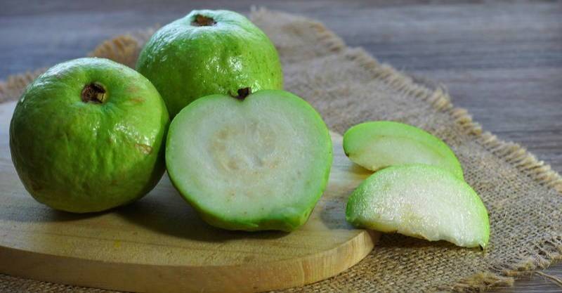 ما هي فوائد الجوافة؟ فاكهة واحدة تغنيك عن صيدلية كاملة