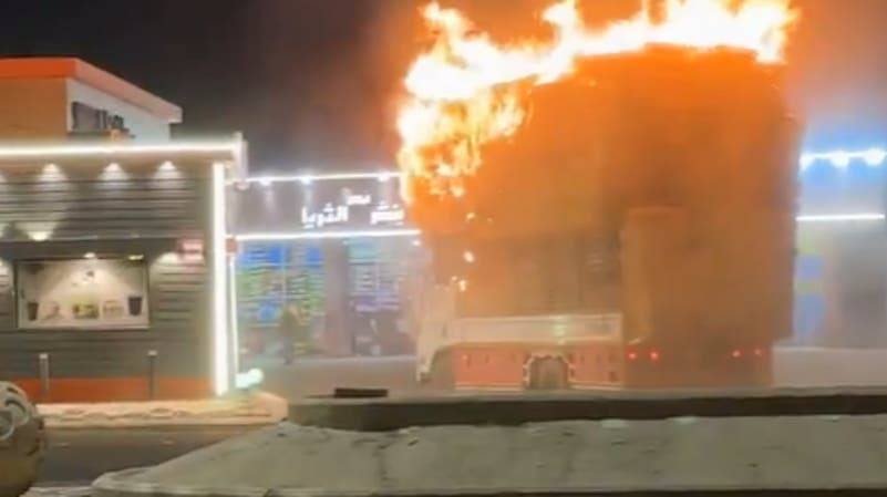 شاب سعودي ينقذ حياة عشرات من موت محقق داخل محطة وقود