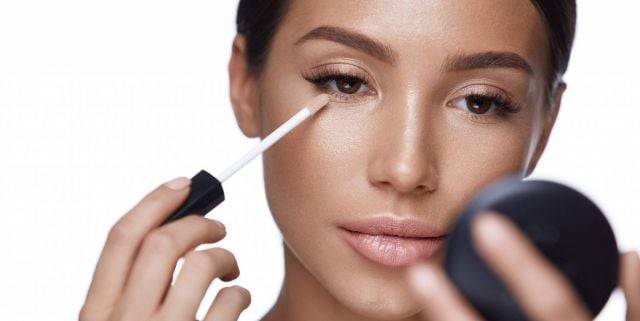 أسهل طريقة لاختيار الكونسيلر المناسب لبشرتك