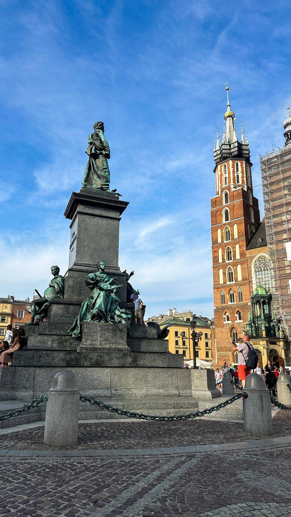 بولندا جوهرة أوروبا.. رحلة بين سحر وارسو وقمم زاكوبان