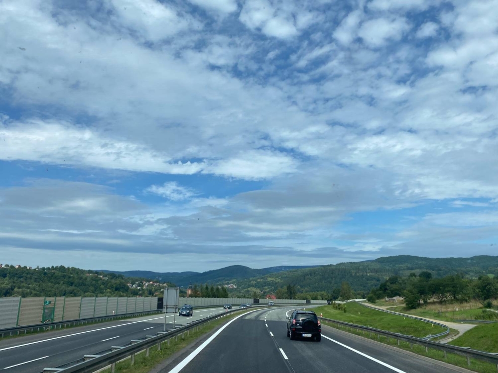 بولندا جوهرة أوروبا.. رحلة بين سحر وارسو وقمم زاكوبان