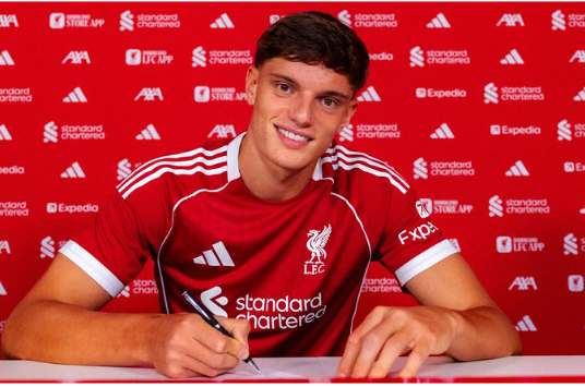 ليفربول يعلن التعاقد مع جيوفاني ليوني من بارما