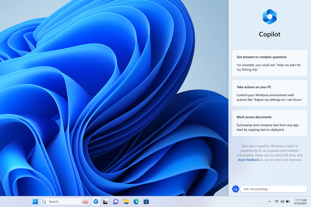 مايكروسوفت تختبر دمج مساعد الذكاء الاصطناعي في شريط مهام ويندوز 11