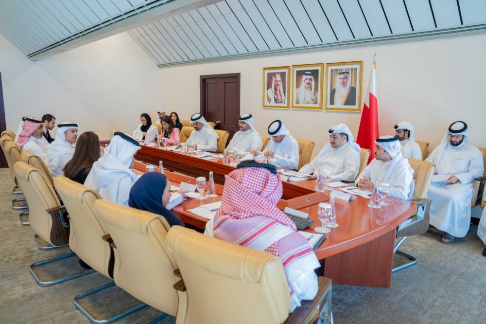 عيسى بن سلمان يزور وزارتي &laquo;العدل&raquo; و&laquo;الإسكان&raquo;