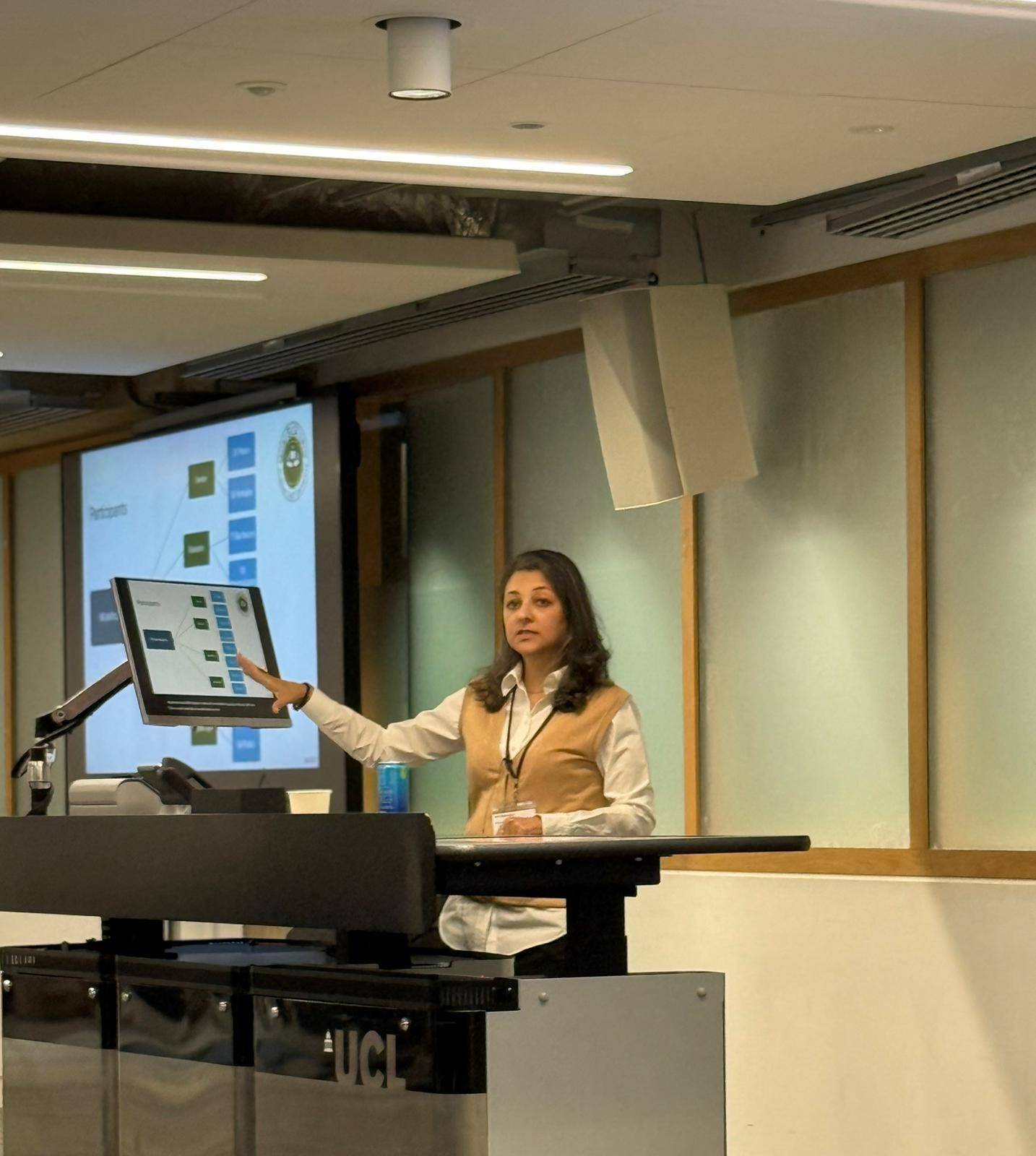 وفد أكاديمي وطلابي من "صعوبات التعلم والإعاقات" بـ "الخليج العربي" يشارك في مؤتمر التعليم الشامل في لندن