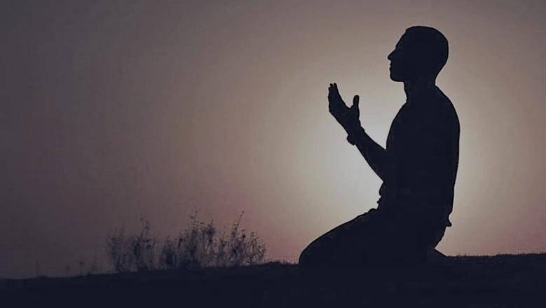 اجعل دعاءك مستجابًا.. تعرف على أدعية صلاة قيام الليل