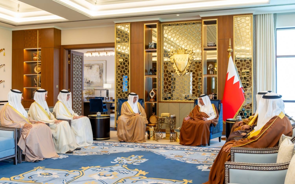 ولي العهد رئيس الوزراء يلتقي عدد من السفراء الجدد للمملكة المعينين لدى عدد من الدول الصديقة