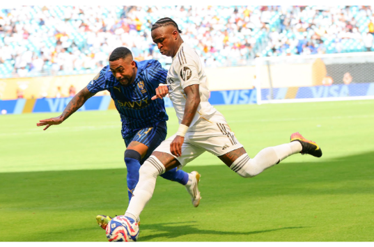 مستقبل فينيسيوس في ريال مدريد يزداد غموضًا