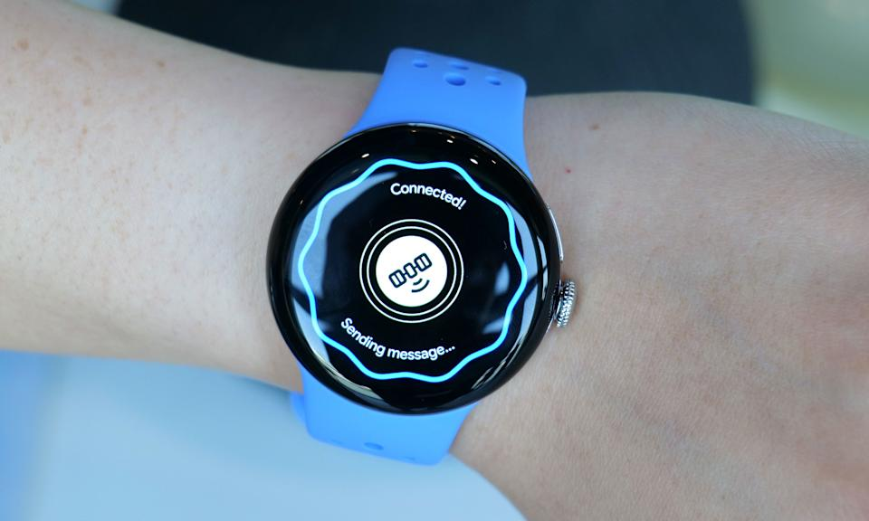 جوجل تطلق Pixel Watch 4.. أول ساعة ذكية تدعم الاتصال بالأقمار الصناعية