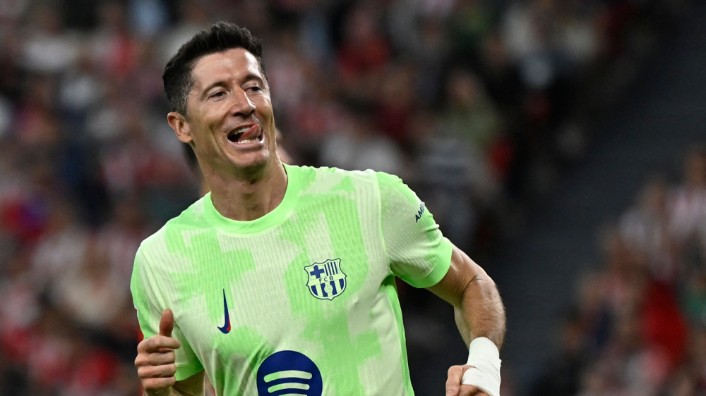 عودة ليفاندوفسكي تقود قائمة برشلونة ضد ليفانتي في الدوري الإسباني