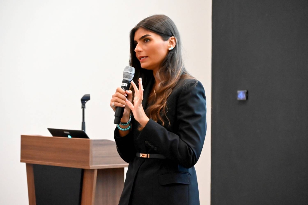 &lrm;سارة بوحجي: تنمية مهارات الكوادر الوطنية ركيزة أساسية للنمو المستدام في السياحة