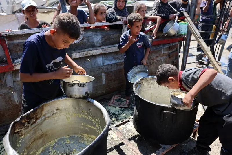 "الجحيم بكل أشكاله".. الأونروا تناشد إدخال الغذاء إلى غزة