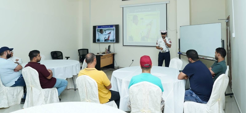 &laquo;المرور&raquo; تنظم&nbsp;محاضرات توعوية لسائقي نقل الطلبة في &laquo;العام&raquo; و&laquo;الخاص&raquo;