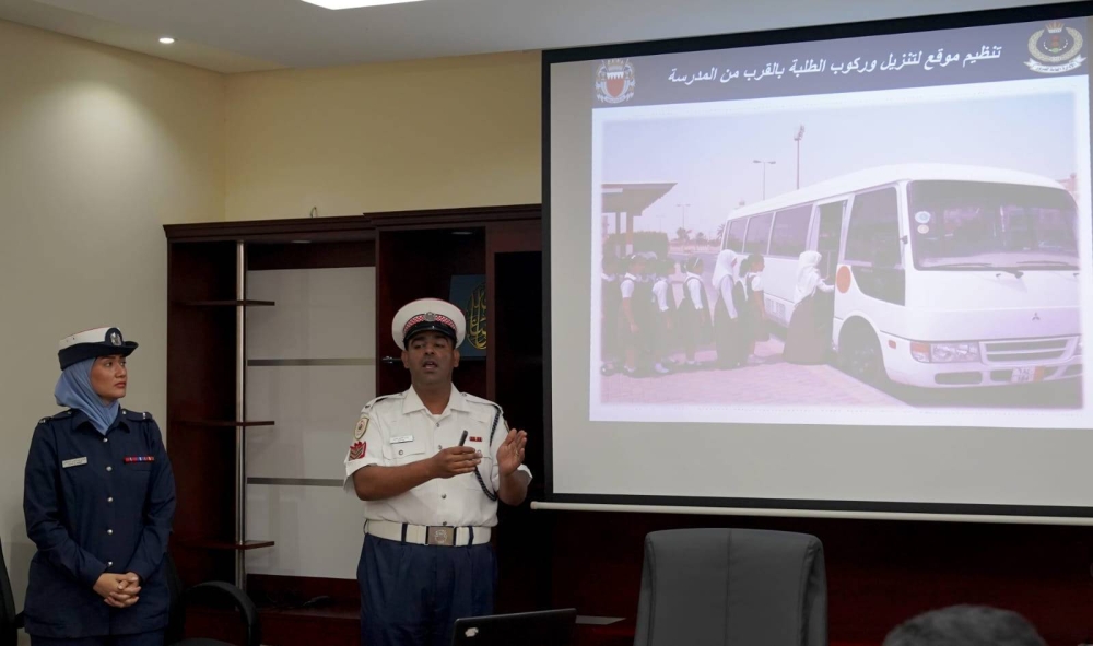 &laquo;المرور&raquo; تنظم&nbsp;محاضرات توعوية لسائقي نقل الطلبة في &laquo;العام&raquo; و&laquo;الخاص&raquo;