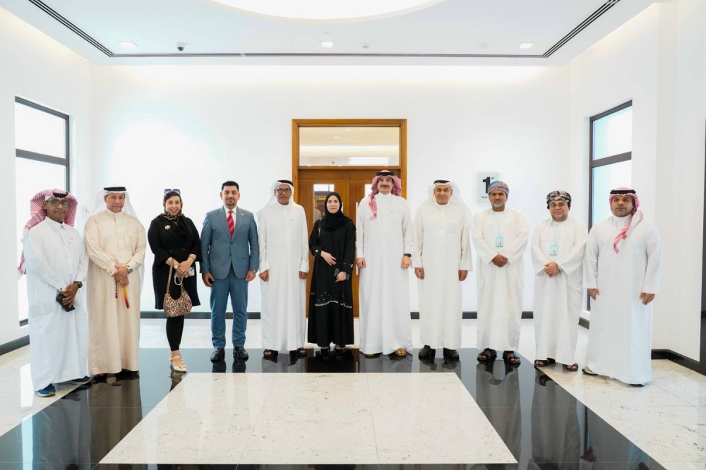 امين عام النواب يستقبل وفداً من ملتقى البحرين التطوعي