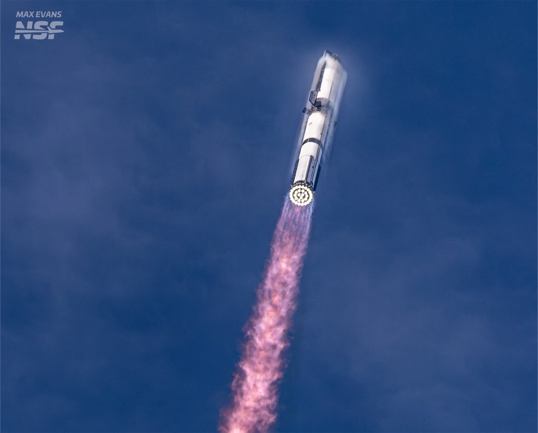 &laquo;Space X&raquo; تطلق بنجاح &laquo;ستارشيب&raquo; بعد فشل 3 محاولات إطلاق خلال العام