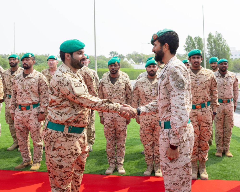 ناصر بن حمد: دوار معسكر الروضة شاهدٌ على إنجاز رجال الحرس الملكي بالوصول إلى قمة جبل إيفرست