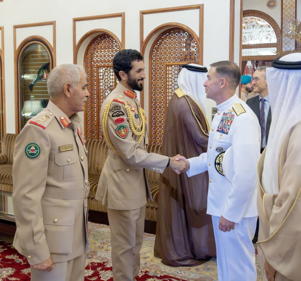 الملك القائد الأعلى للقوات المسلحة يستقبل قائد القيادة المركزية الأمريكية