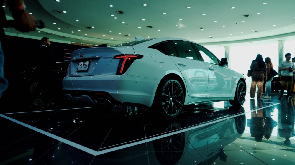 "الوطنية للسيارات" تكشف طرازات كاديلاك الجديدة بالبحرين في حفل حصري