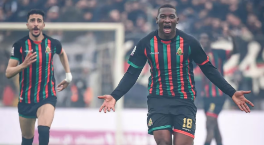 الوداد المغربي يعلن تعاقده مع المهاجم البوتسواني توميسانغ أوريبوني لمدة 3 مواسم