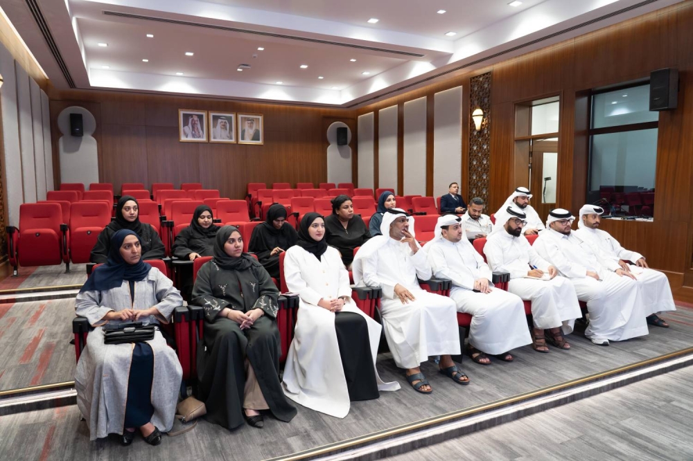 أمانة النواب تستمر بتقديم حزمة البرامج التدريبية للمُعارين والمنتدبين