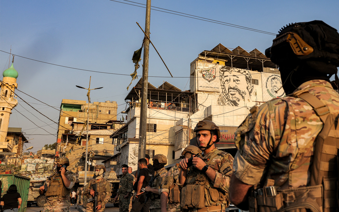 الجيش اللبناني يتسلّم الدفعة الثانية من أسلحة المخيمات الفلسطينية