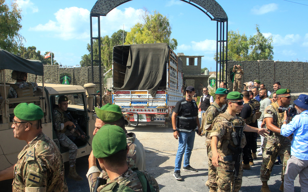 الجيش اللبناني يتسلّم الدفعة الثانية من أسلحة المخيمات الفلسطينية