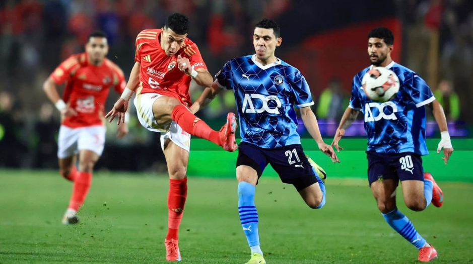 موعد مباراة الأهلي وبيراميدز في الدوري المصري وأزمة إصابة محمد علي بن رمضان